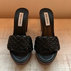 Steve Madden Black Braided heeled sandals